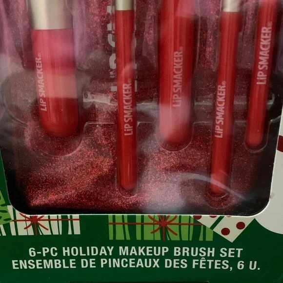 Lip Smacker Holiday Makeup Brush Set - Red - Picture 6 of 8